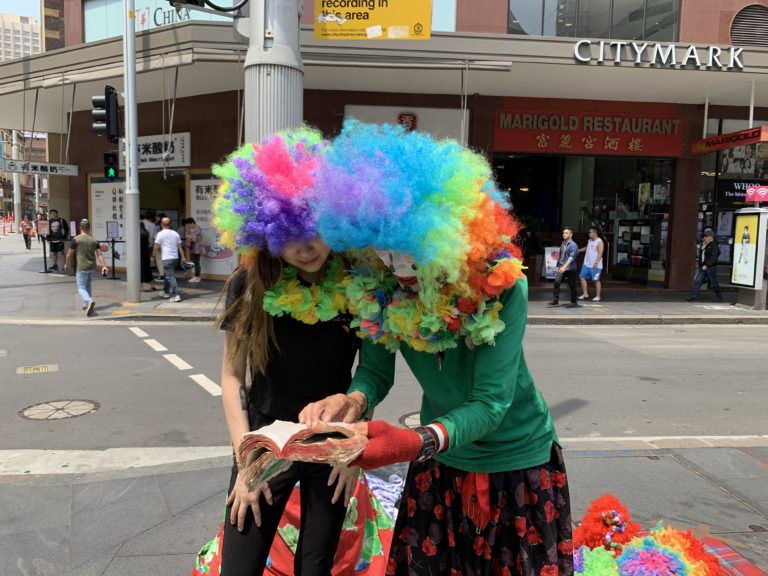 Pious “joker” in Chinatown : injured South Korean elder dreams of building a church