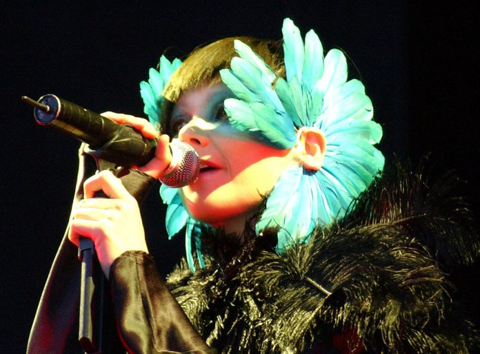 Björk performing at the Hurricane Festival in 2003 by Zach Klein is licenced under CC BY 2.5.