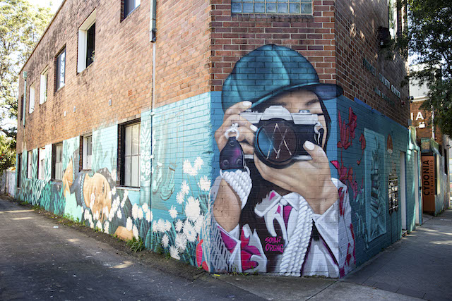 Street art : Yeah The Girls