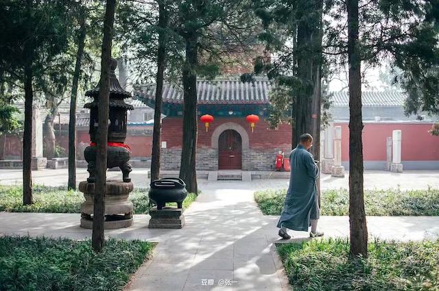Beijing alleyway temples transformed